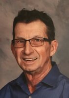 GORDON  WACH