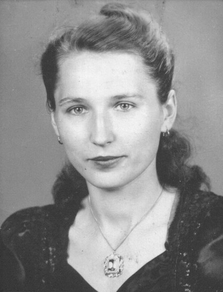 MARIA  GORNIK